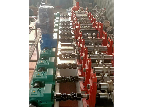 光伏支架設(shè)備